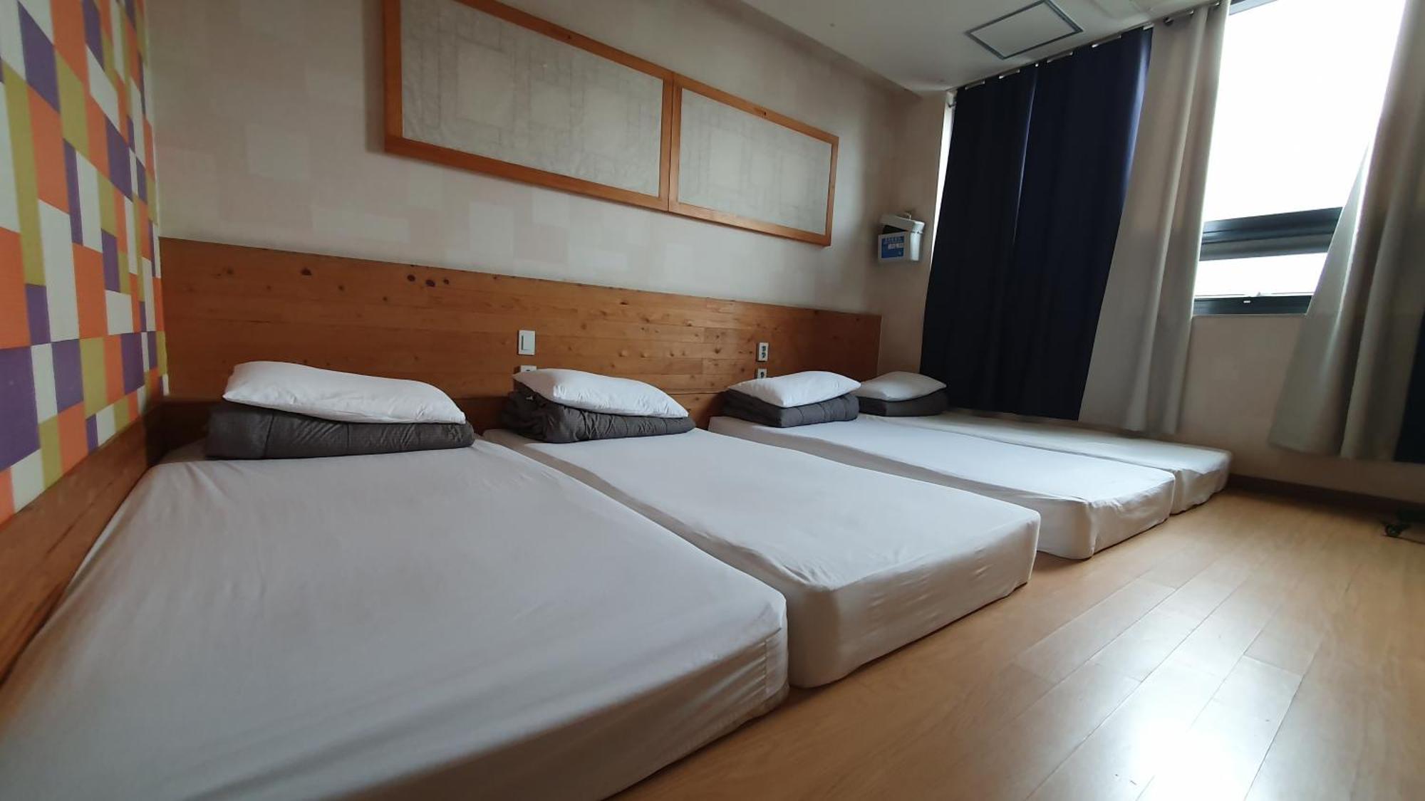 Korea - Changdeokgung Guest house